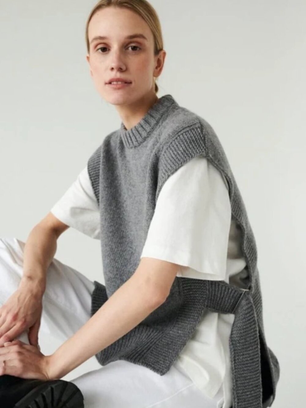 NWT The Knotty Ones Kalvos Dove Grey Merino Wool Vest